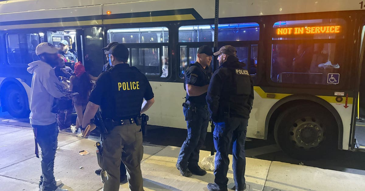 'Downtown Takeover' in Detroit leads to several teens being detained, dozens in the streets