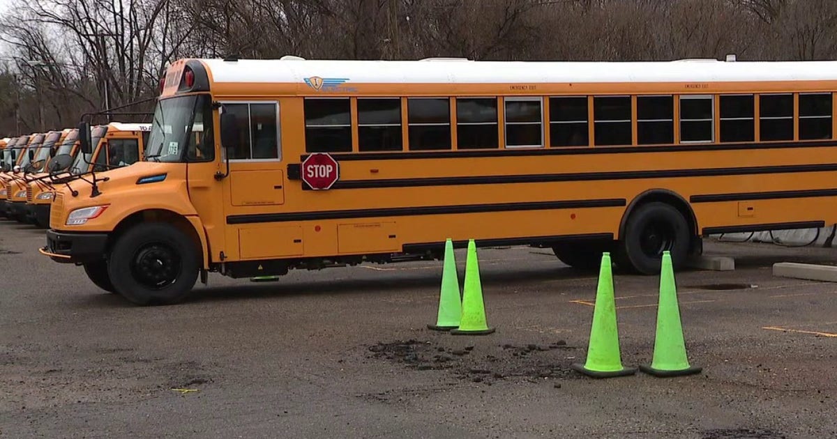 Southfield schools adds 20 electric buses to their fleet