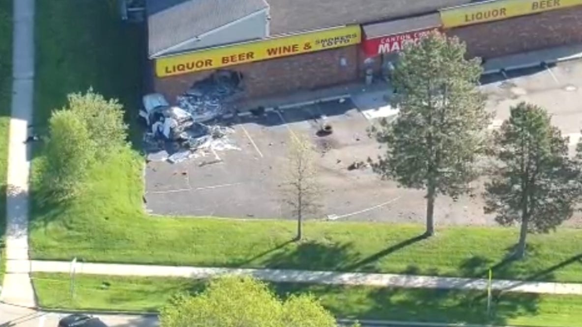 Driver killed after crashing into Canton City Market building