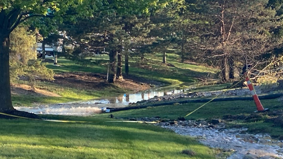 Whitmer declares state of emergency after water main break in Oakland County