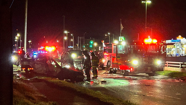 Southfield police chase into Detroit leads to fiery car crash, multiple arrests