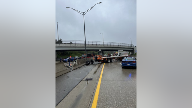 I-696 closed after semi-truck crash