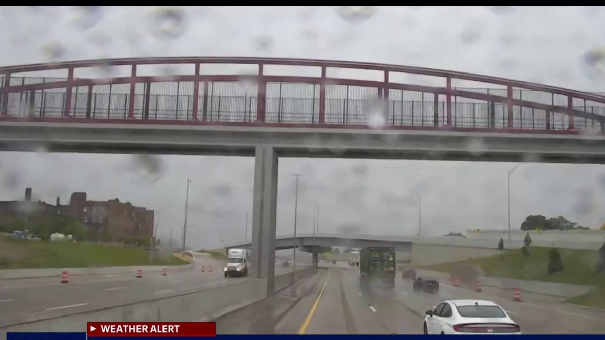 Severe weather rolls through SE Michigan Tuesday