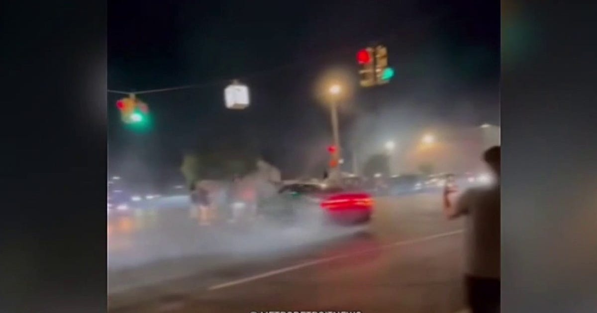 Detroit police searching for suspects in teen takeover, drag race in Midtown