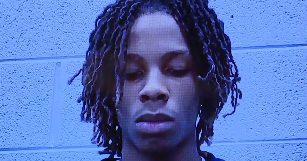 Teen charged as an adult in deadly Warren crash during police chase