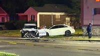 Two Detroit police officers, two civilians injured in crash