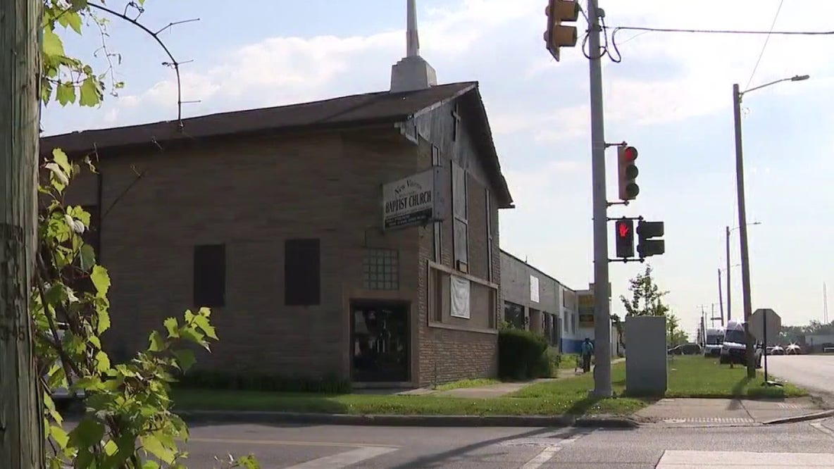 Metro Detroit foodbank left in the dark since weekend weather caused power outage