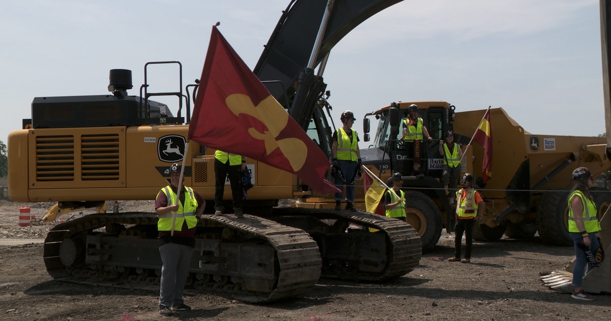 New DCFC stadium: Ground breaks for future AlumniFi Field