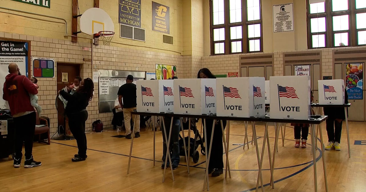 Michigan primary: Early voting, absentee ballots are up