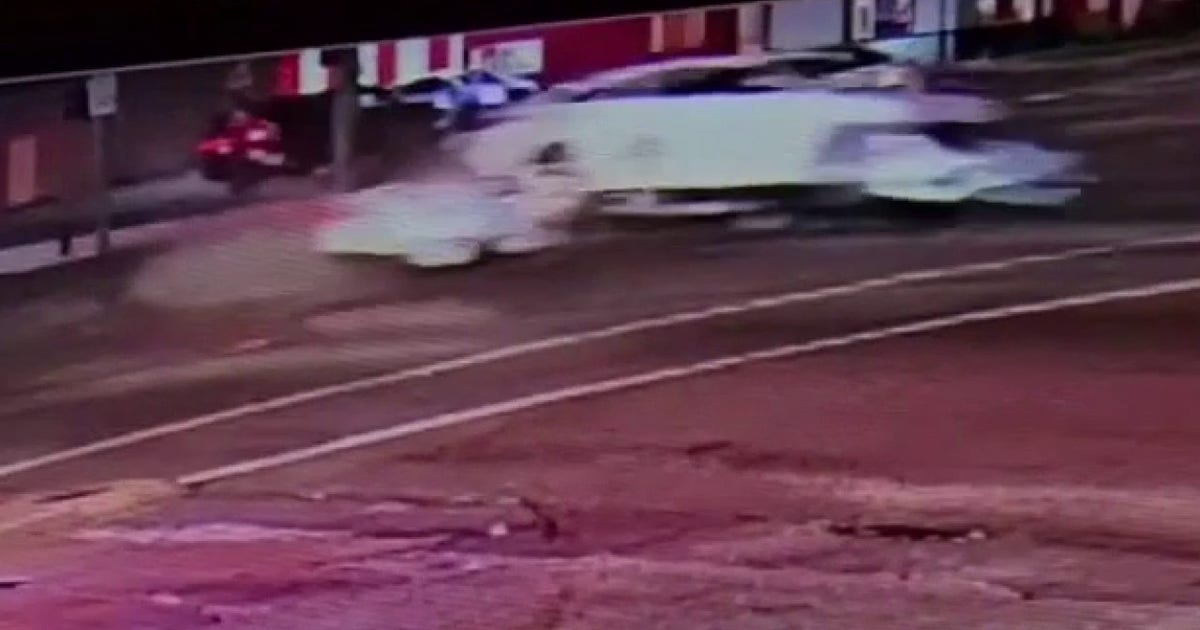 Car crash on 6 Mile and Schaefer in Detroit leaves driver dead, another critical
