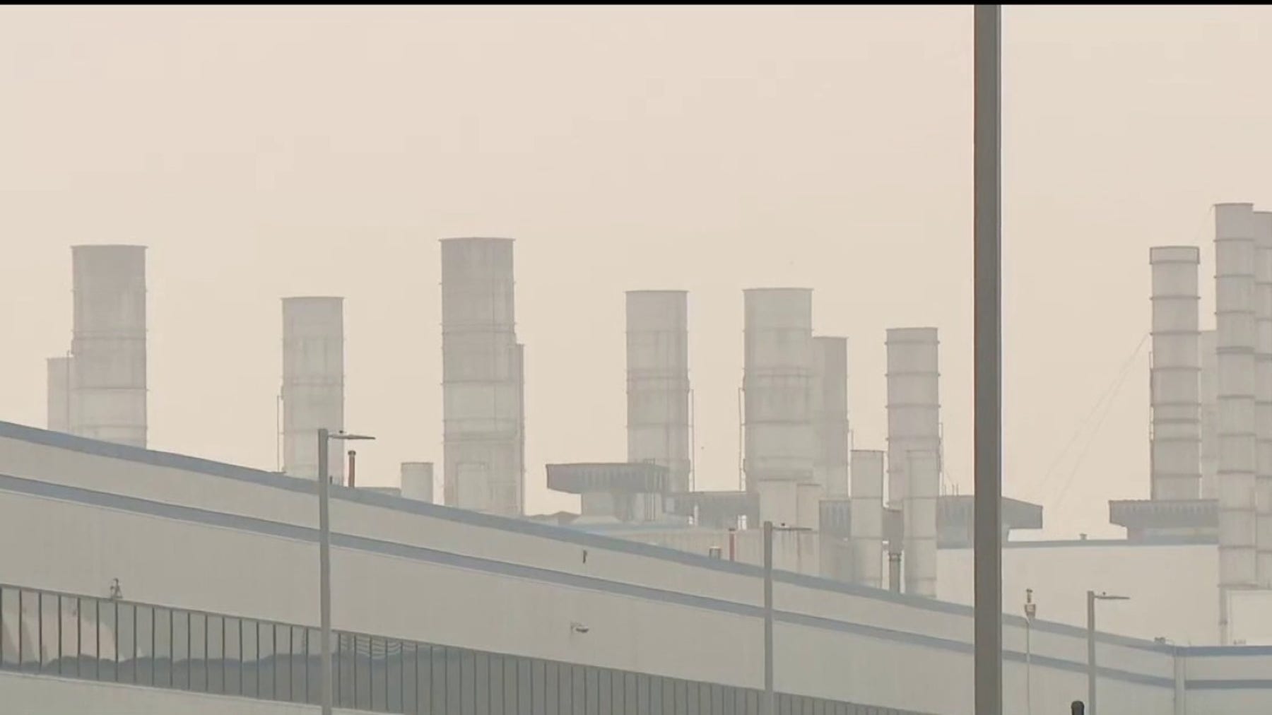Detroit auto workers worried about air quality in plants