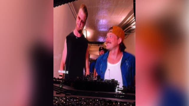 Aidan Hutchinson joins Morgan Wallen for walkout at Michigan Stadium concert
