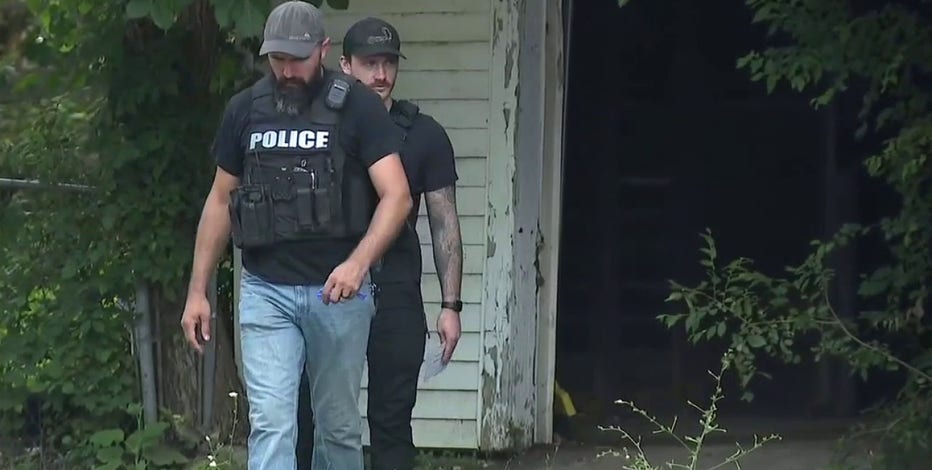 Baby recovered, Detroit manhunt underway after carjacking on city's east side
