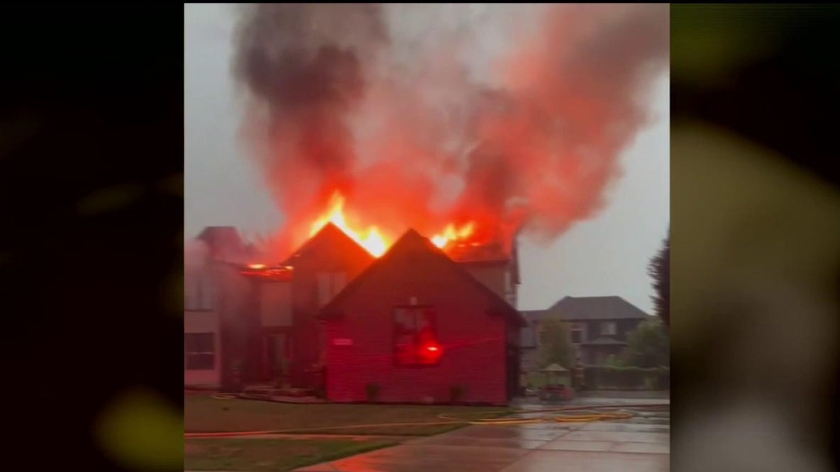 Lightning strike sparks fire at New Baltimore home, caught on Ring camera