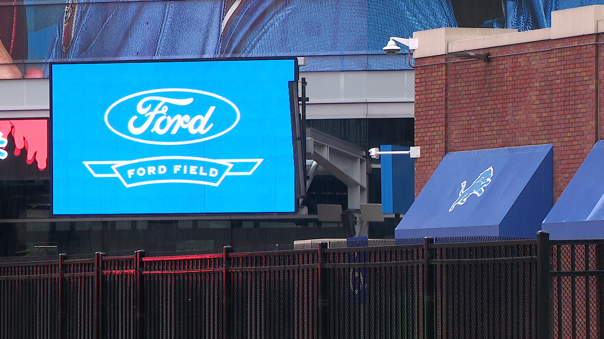 Six workers injured in accident at Ford Field after Ed Sheeran concert