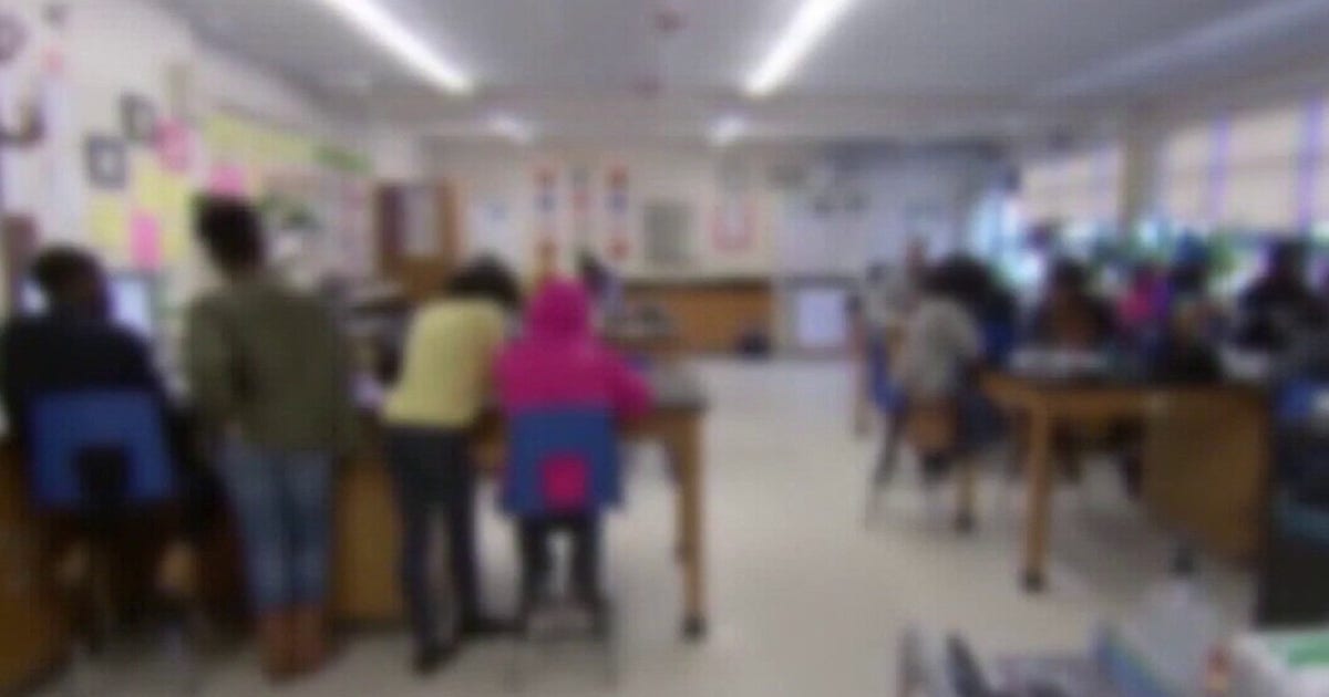 Detroit public schools pay money to fight absenteeism