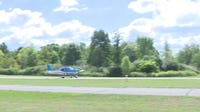 Teens on e-bikes in Oakland County causes pilot to abort landing at runway