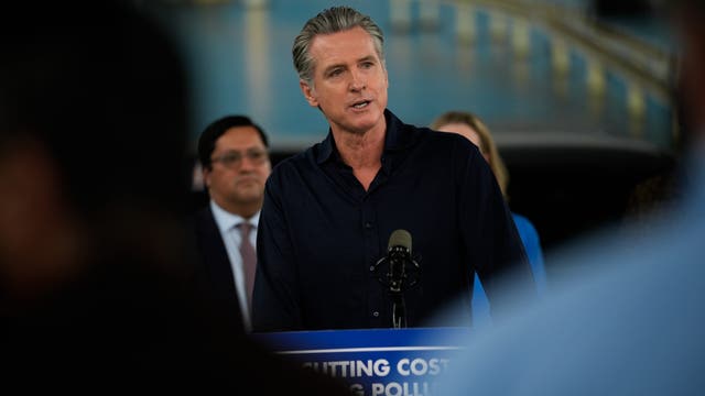 California Gov. Gavin Newsom joins campaigning Dems in Oakland County