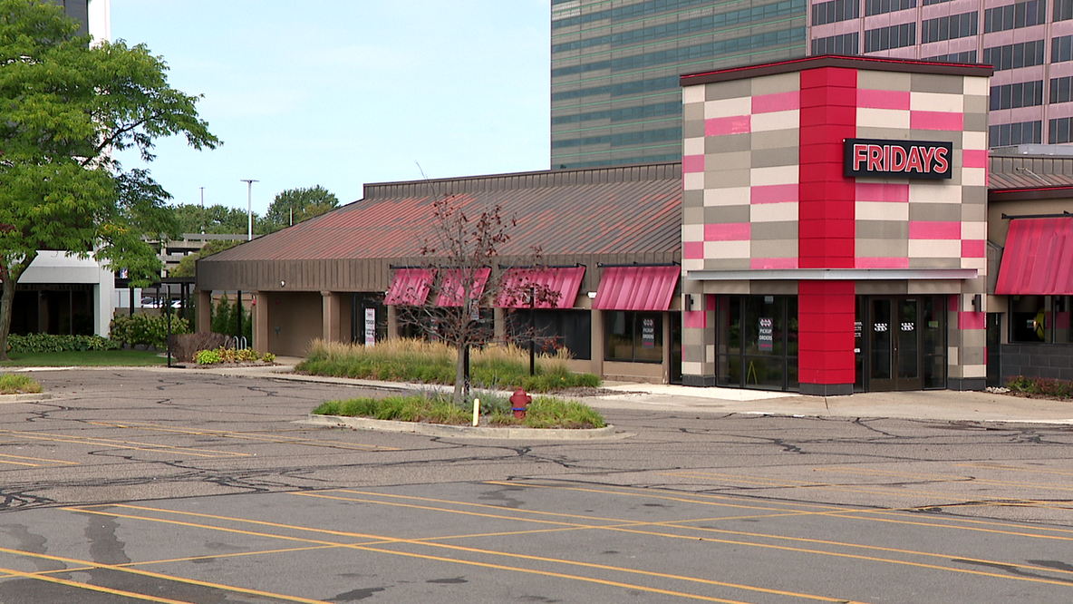Southfield shooting: Woman killed, 2 injured at TGI Fridays; suspect in custody