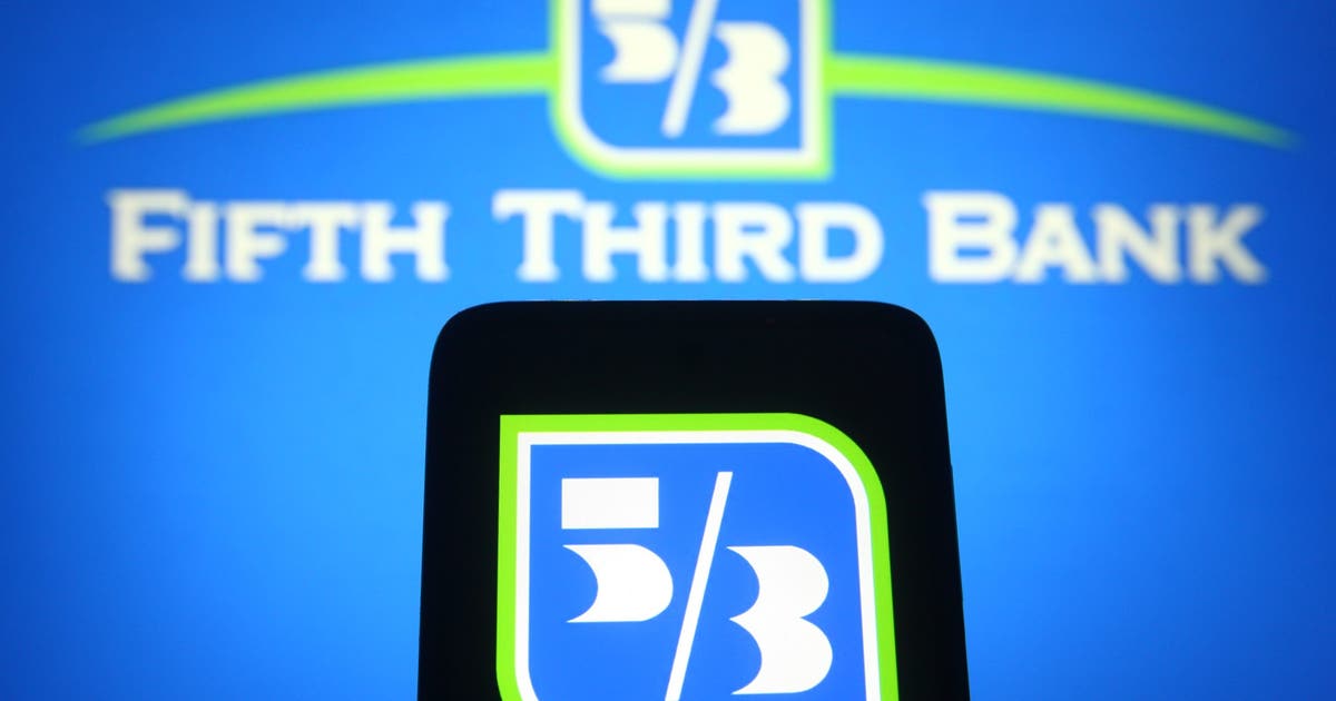 Comerica customers report account access issues after Fifth Third merger