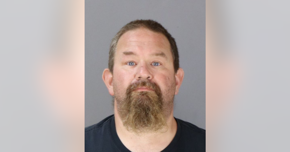 Sterling Heights man arrested after exposing himself, assaulting woman in Waterford