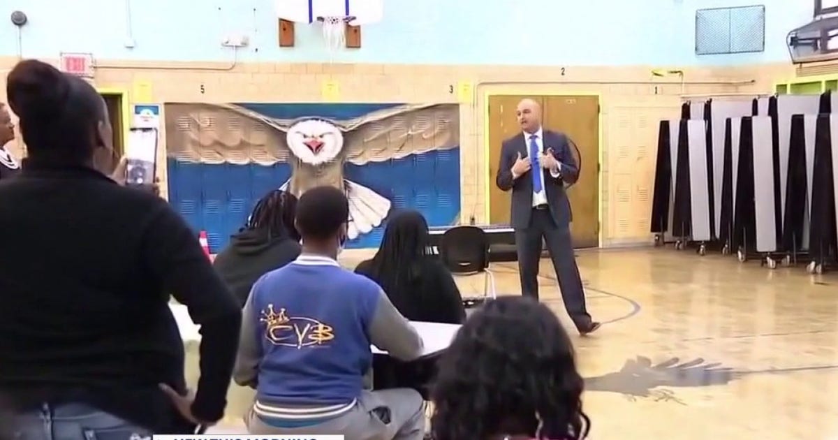 Detroit public schools will release students early due to heat next 2 days