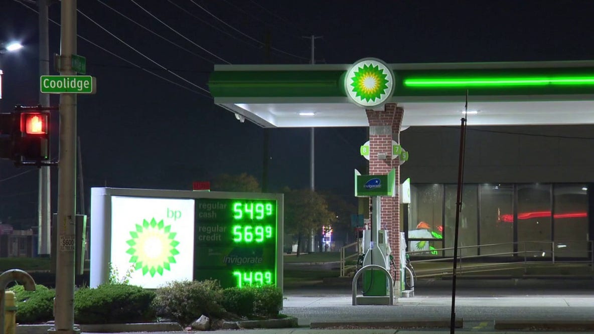 Soaring Detroit gas prices rise 32 cents in past week