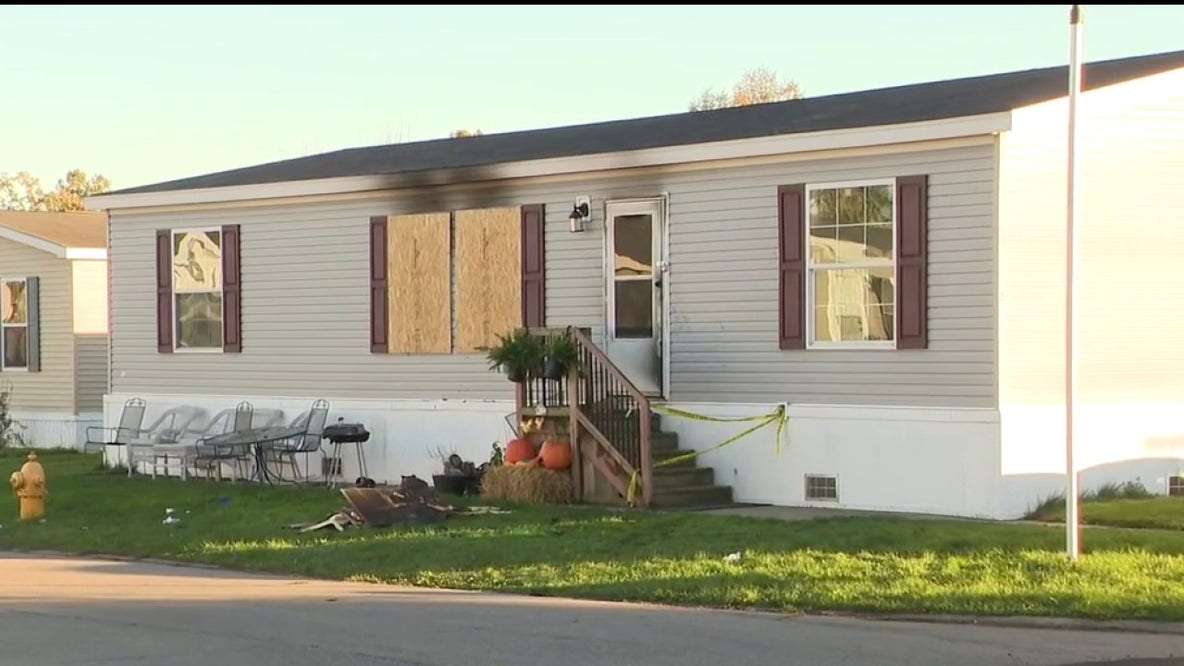 Man found dead, others injured in burning mobile home in Monroe