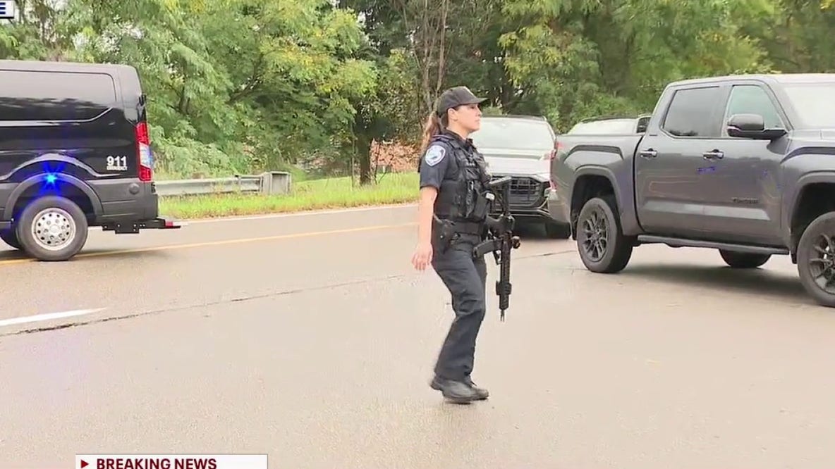 Orchard Lake police situation over after section of Pontiac Trail closed