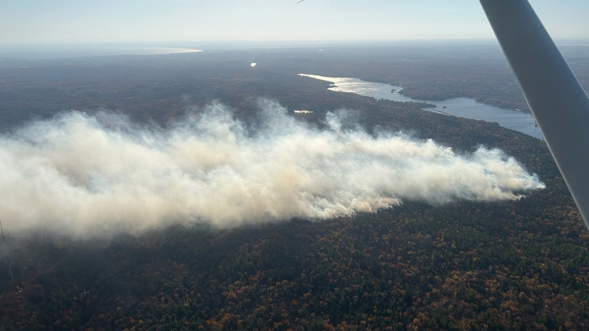 Evacuations underway for homes near Northern Michigan wildfires