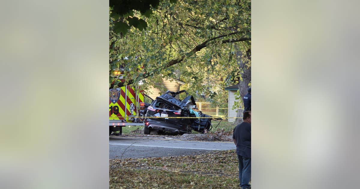 Two hospitalized after bad crash in Walled Lake | FOX 2 Detroit