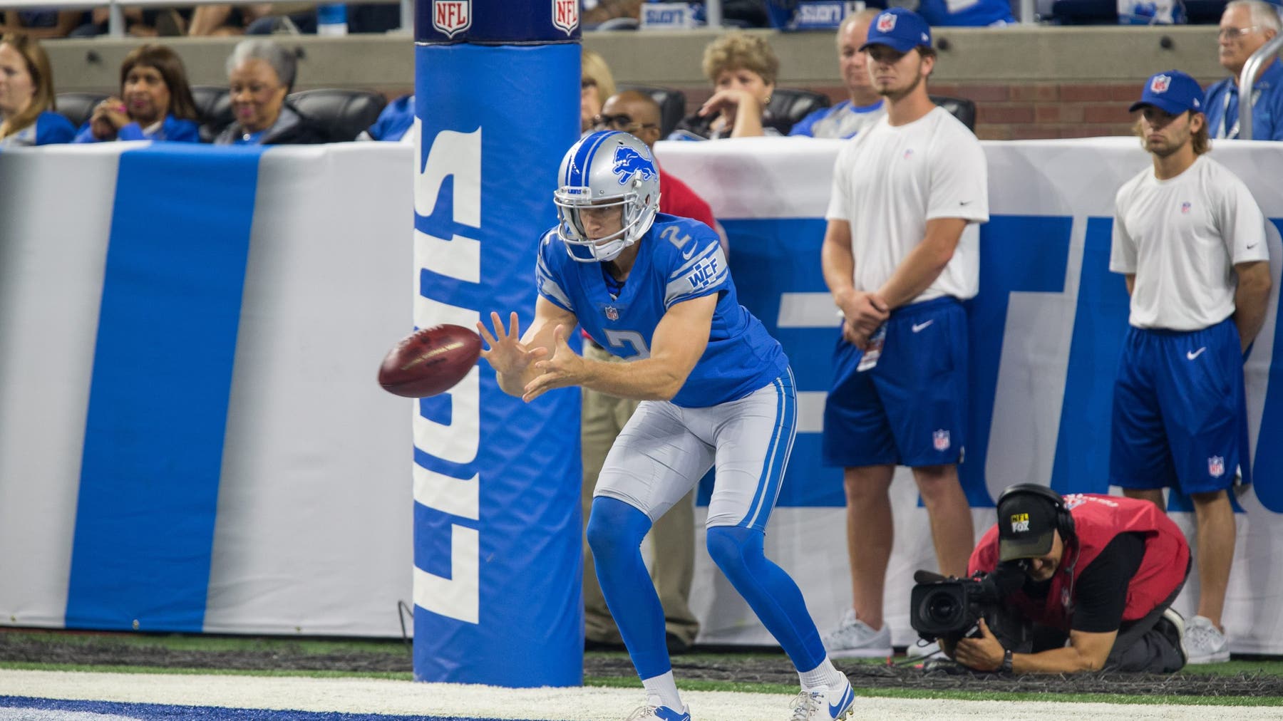 Former Detroit Lions punter dies at 35 from brain cancer
