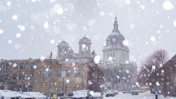 When is the first average snowfall across the Midwest?