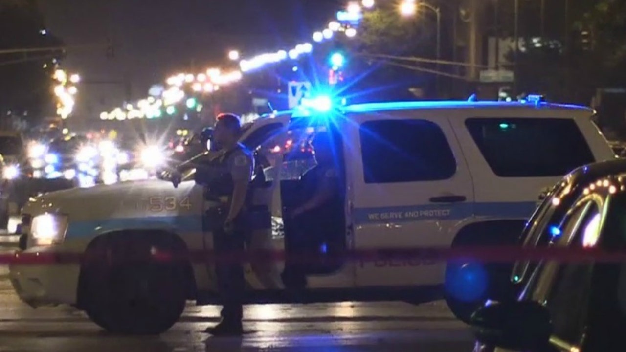 Chicago drive-by shooting sends 17-year-old girl to hospital