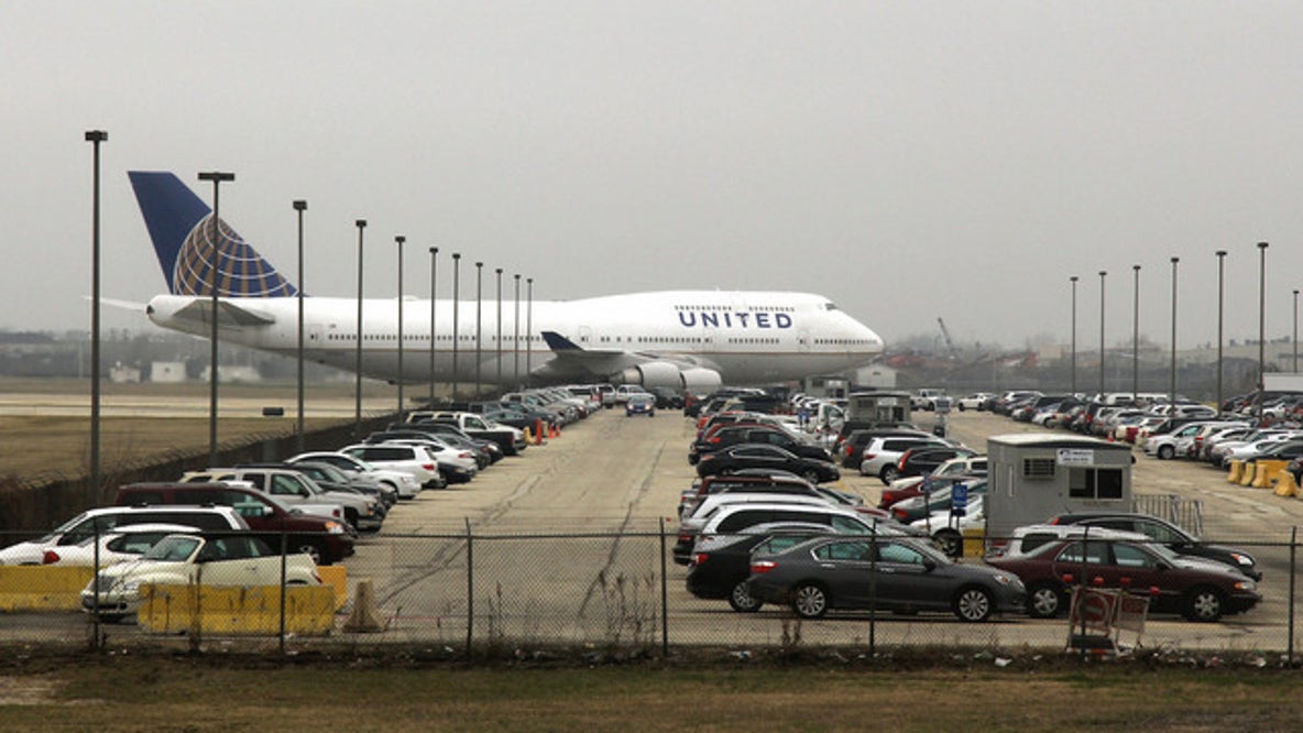Ground stop issued at O'Hare Airport due to thunderstorms