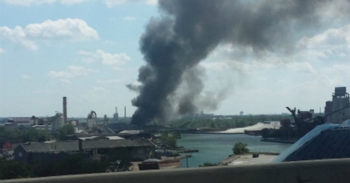 Extra-alarm fire at Far South Side scrapyard struck out | FOX 32 Chicago