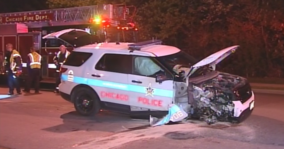 2 Chicago Police officers injured in NW Side crash | FOX 32 Chicago