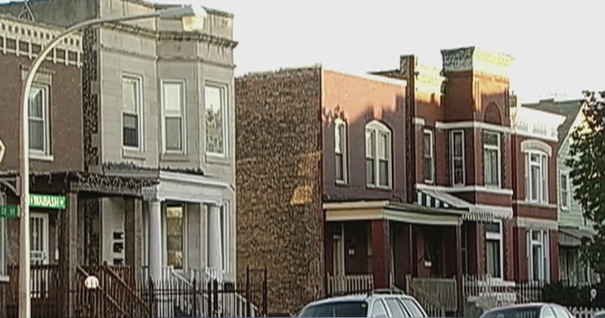 Chicago senior citizens targeted in ruse burglary spree
