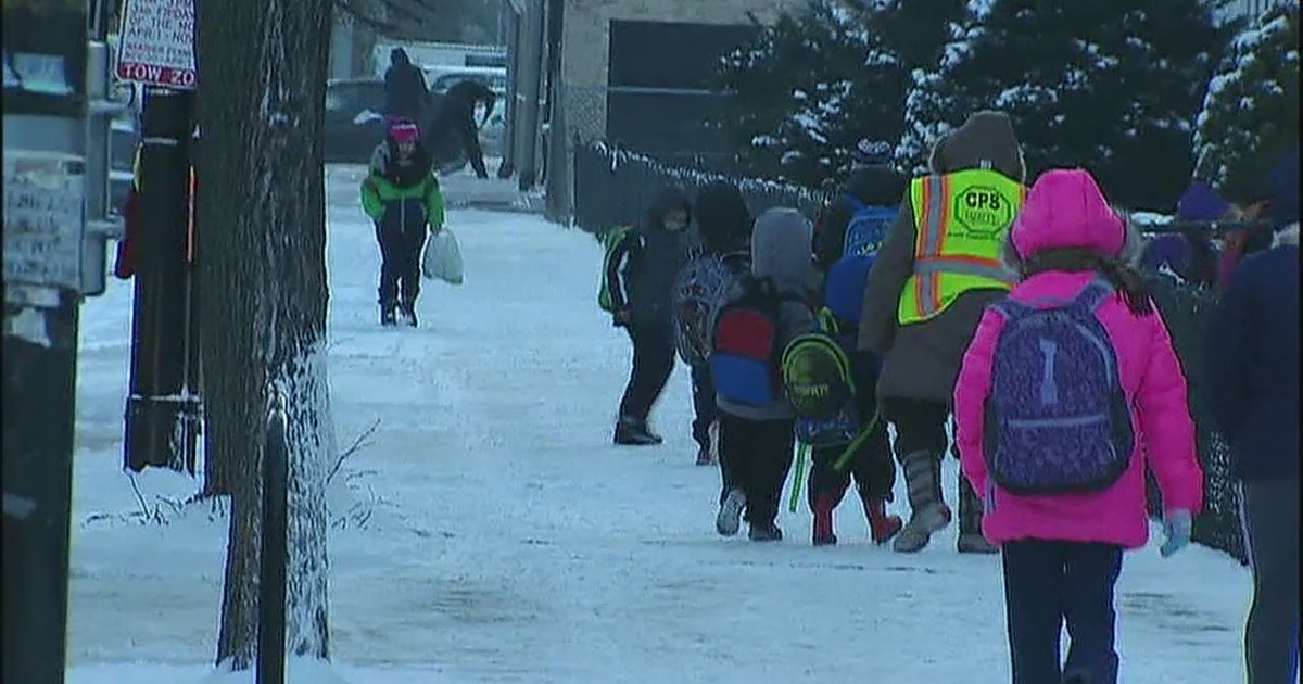 Chicagoans face bitter cold temps Tuesday | FOX 32 Chicago
