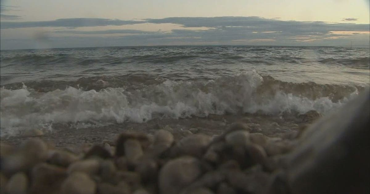 Body pulled from Lake Michigan near Burnham Park | FOX 32 Chicago