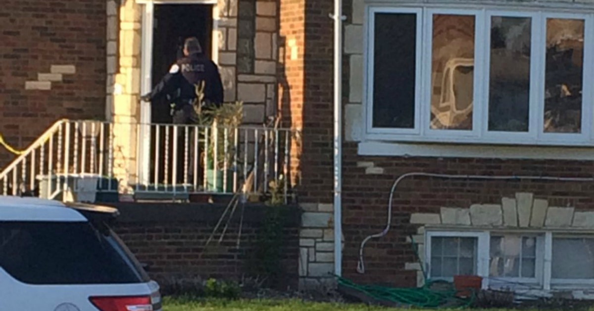 Woman shot in West Lawn home invasion | FOX 32 Chicago