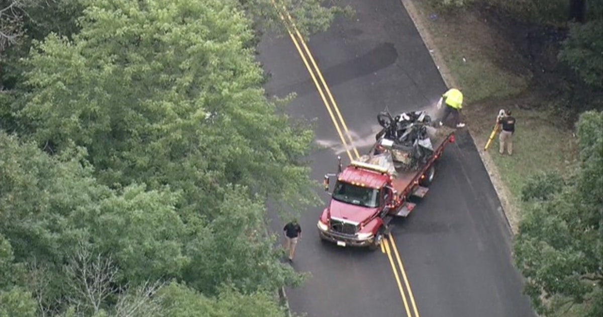 Officials: Three killed in Ingleside crash | FOX 32 Chicago