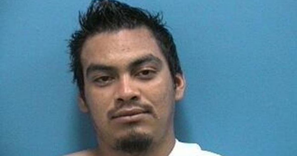 Man caught with 'full rack of ribs' in his pants, police say | FOX 32 ...