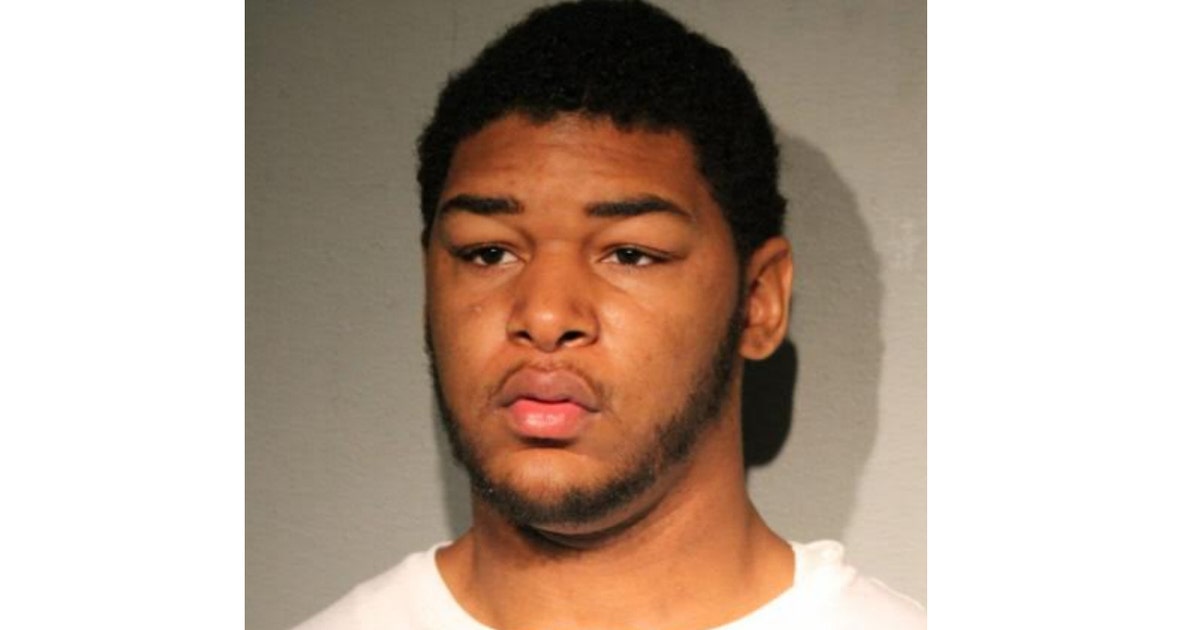 2 charged after fight with off-duty CPD officers in River North | FOX ...