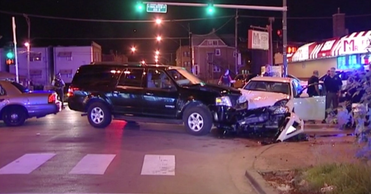 Police SUV involved in two-car crash in Auburn Gresham | FOX 32 Chicago