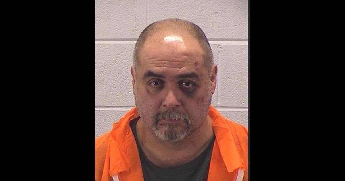 Aurora man charged with sending sexual texts to teenage girl | FOX 32 ...