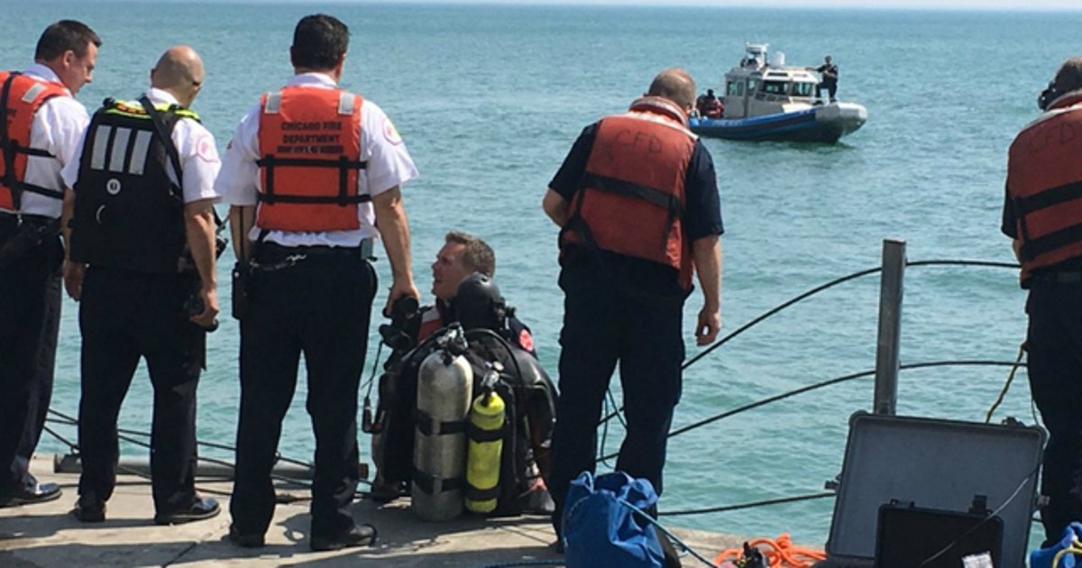 Two swimmers die Tuesday after being pulled from Lake Michigan | FOX 32 ...