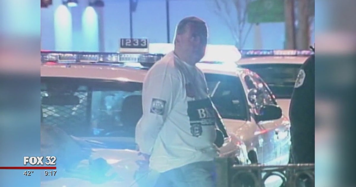 Former Chicago cop takes stand in trial of DUI crash that killed 2 ...