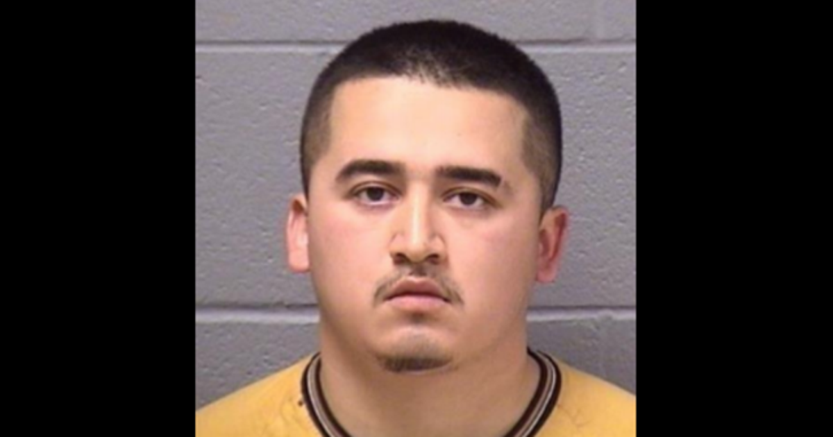 Man charged with selling guns in Joliet | FOX 32 Chicago