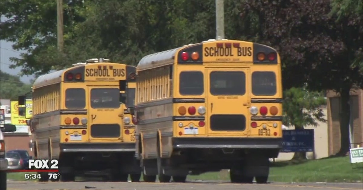Westland police crack down on drivers passing stopped school buses ...